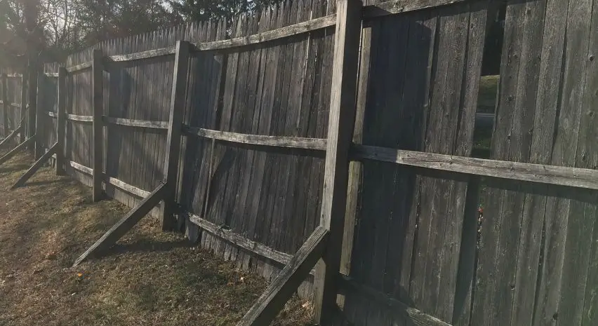 Repairing and replacing wood fences