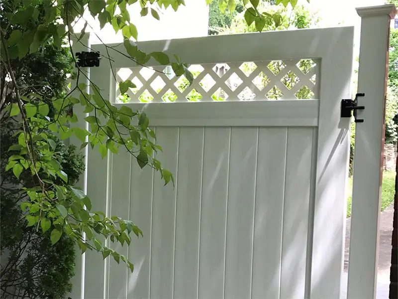Vinyl fence gate lattice top mahopac ny fence company