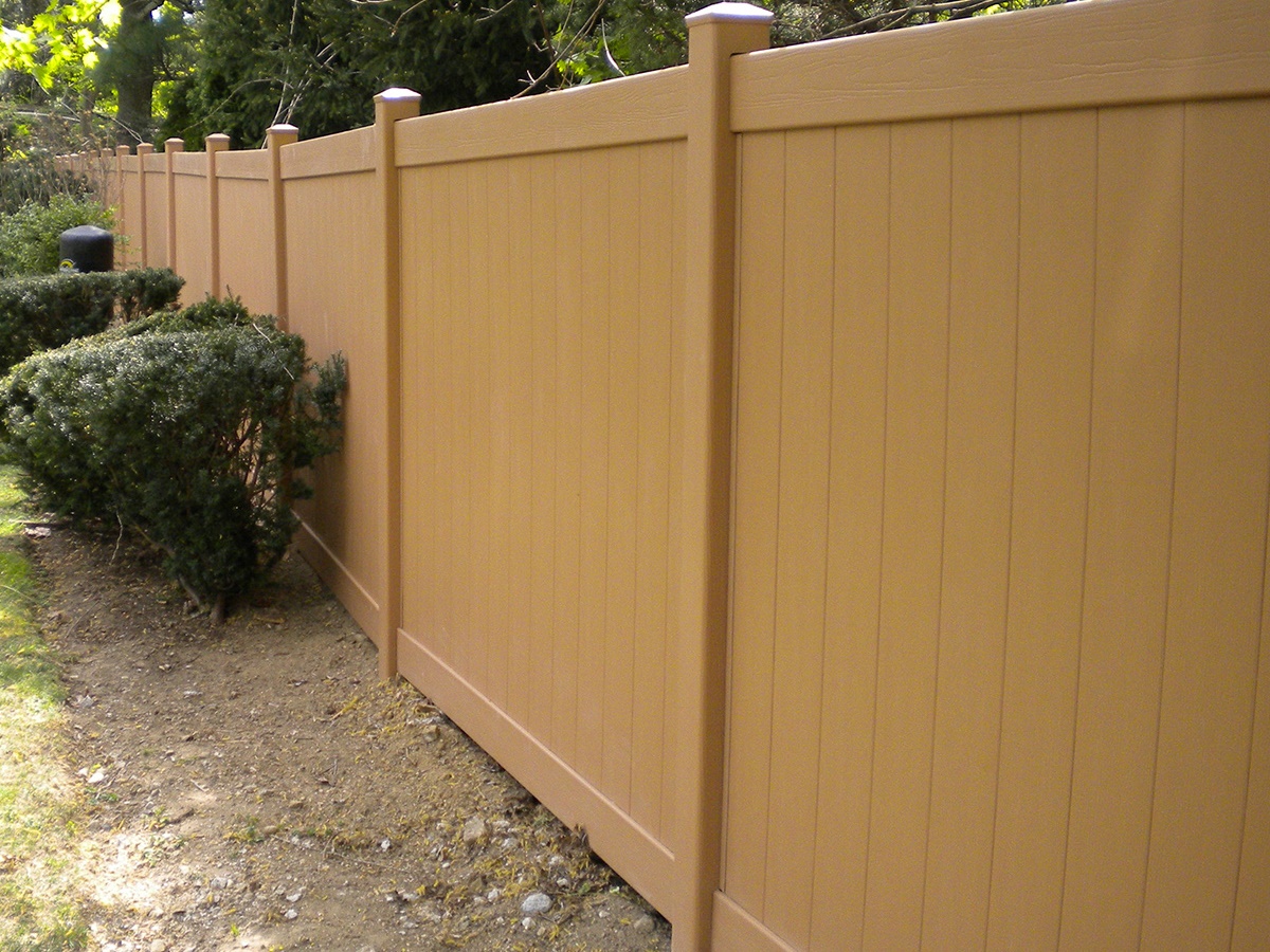 Vinyl fence - Tongue & Groove Privacy Vinyl Fence style