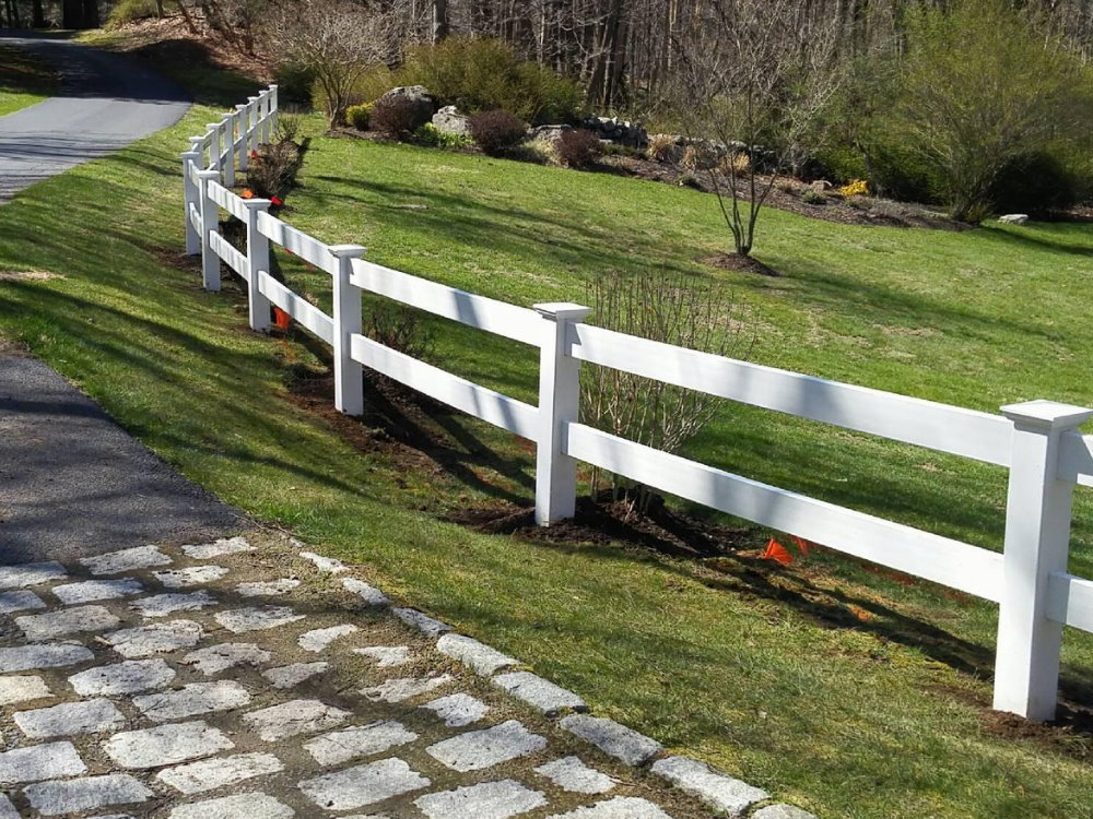 Putnam Valley New York Professional Fence Installation